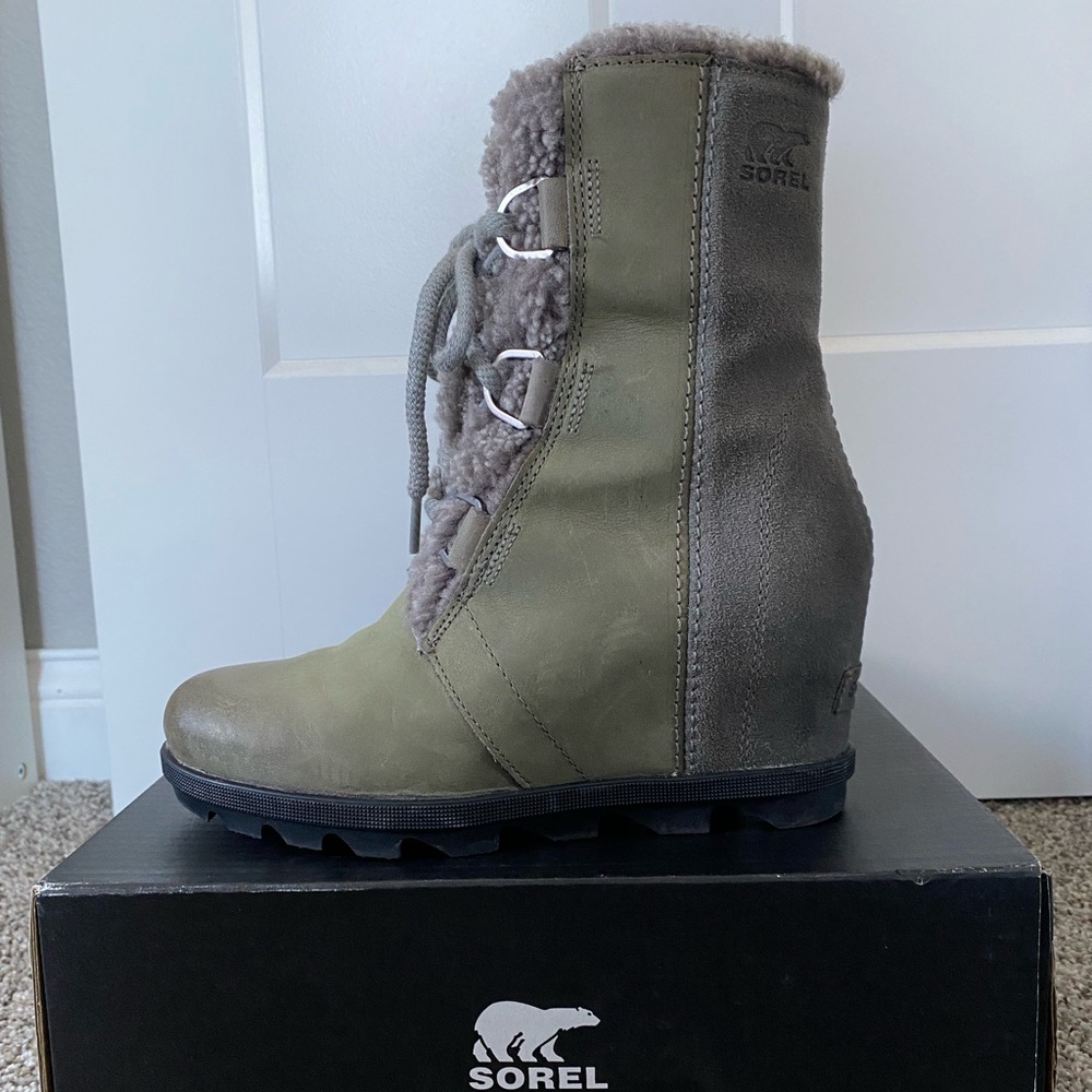 Sorel Joan of Arctic Wedge II Shearling